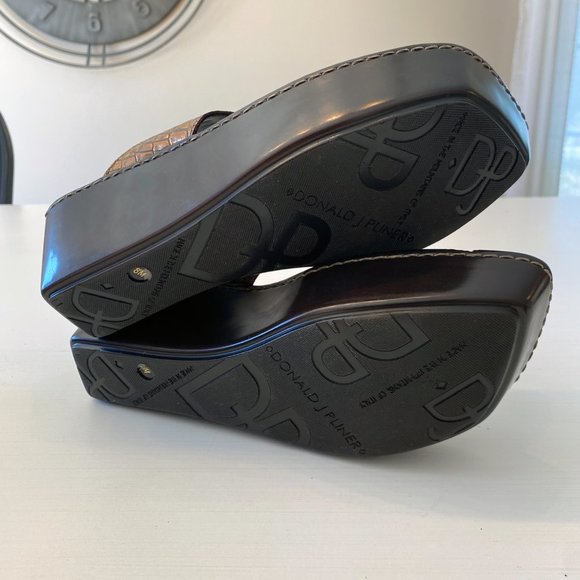 Donald J Pliner Bronze Snakeskin Wedge Platform Sandal Sassy Size 8 M - Picture 7 of 8